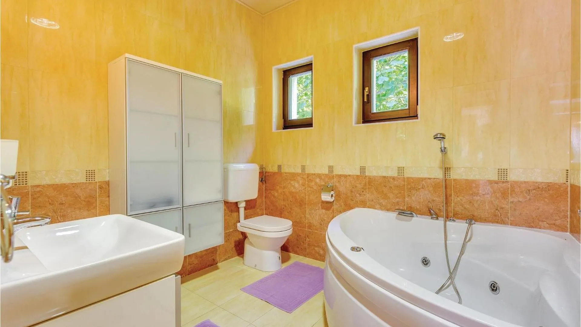 Hébergement de vacances Nice Home In Bribir With Sauna