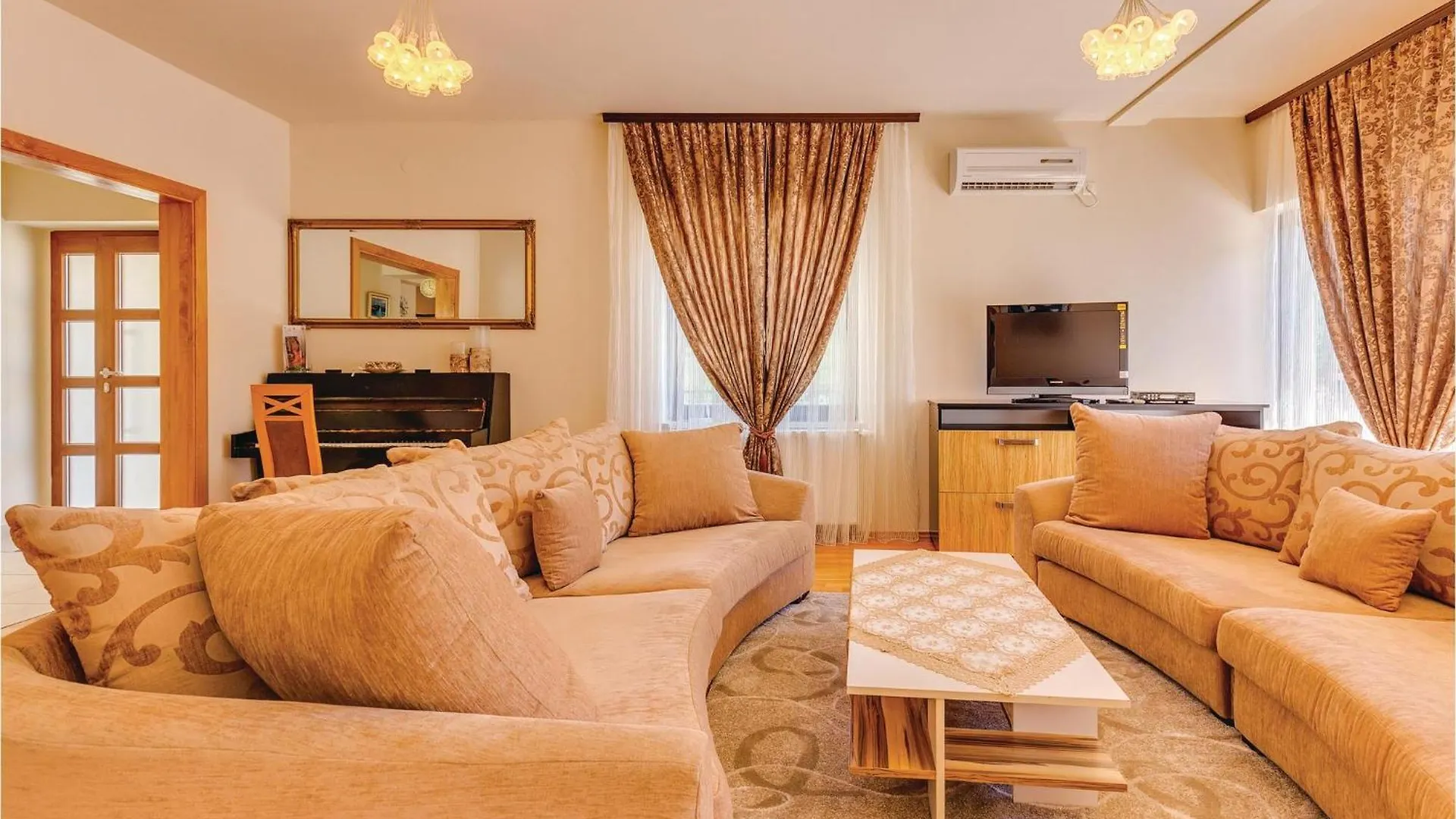 Nice Home In Bribir With Sauna Hébergement de vacances Bribir (Primorje-Gorski Kotar)